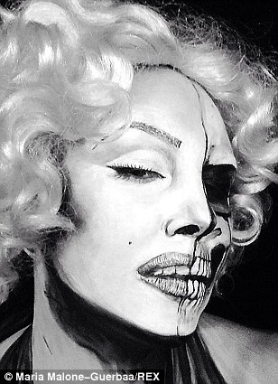 Мария Мэлоун в роли скелетизированнй Мерлин Монро