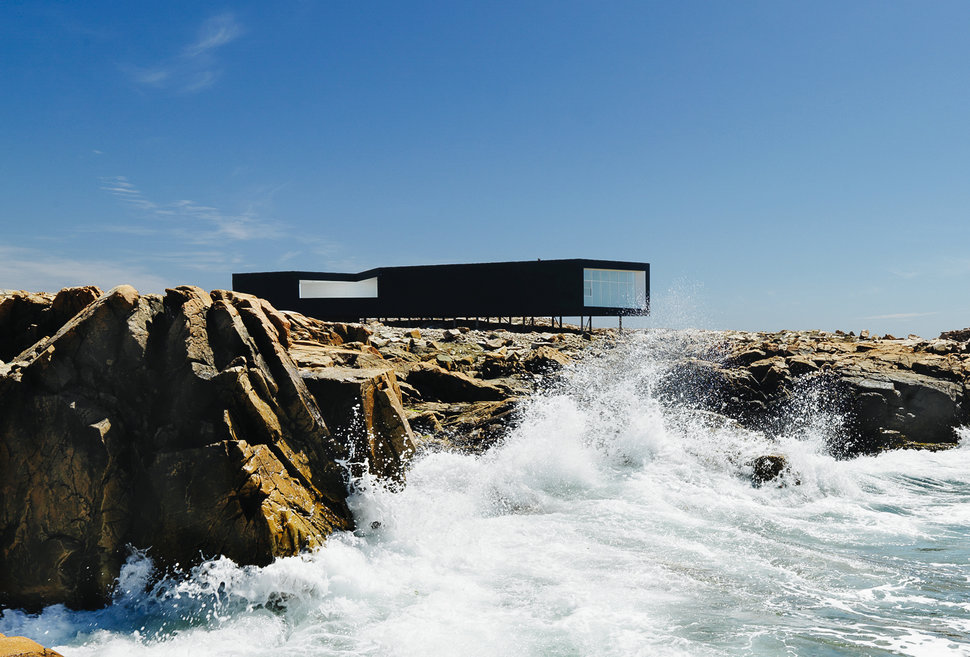Фото Длинная студия. Остров Фого, Канада из раздела  /