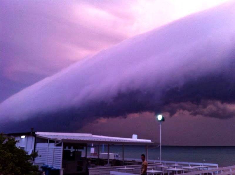 Фото Грозовой воротник в виде валового облака из раздела  /
