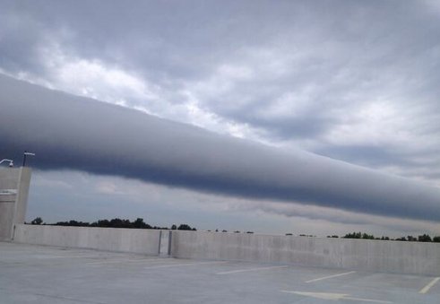 Фото Облако похожее на трубу из раздела  /