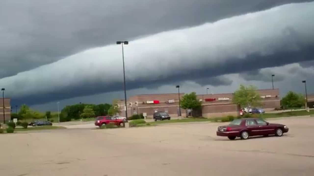 Выглядит зловеще (Roll Cloud)