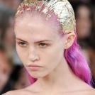 Золото на лице и теле