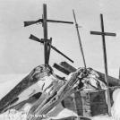 Фото 4. Класть на могилу гаджеты из раздела  /