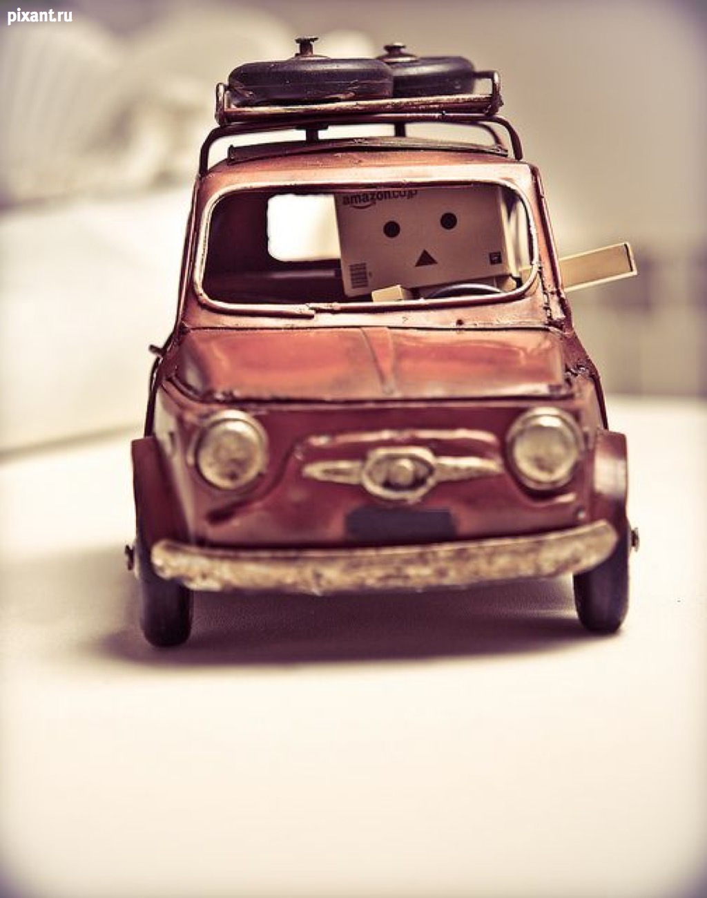 Фото Приключения человечка из картонной коробки Данбо: 131 фото из раздела  /