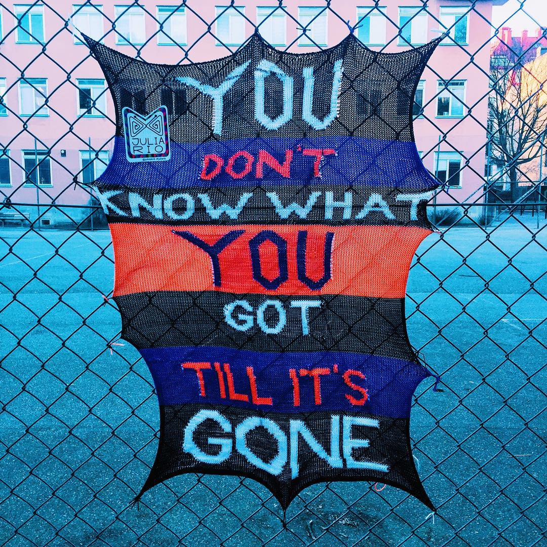 Фото Джулия Риордан: однажды мне надоело вязать скучные вещи из раздела  /