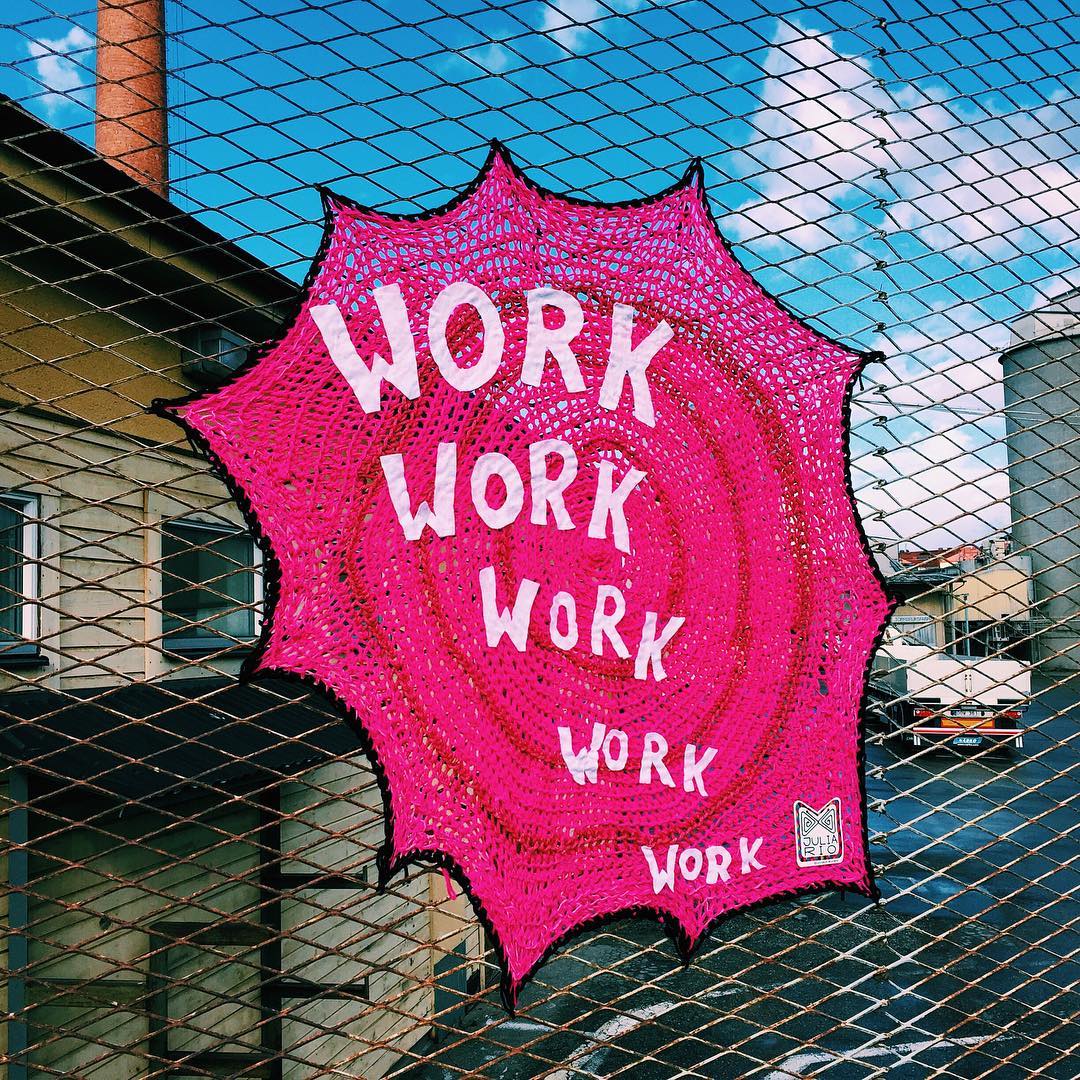 Фото Джулия Риордан: однажды мне надоело вязать скучные вещи из раздела  /