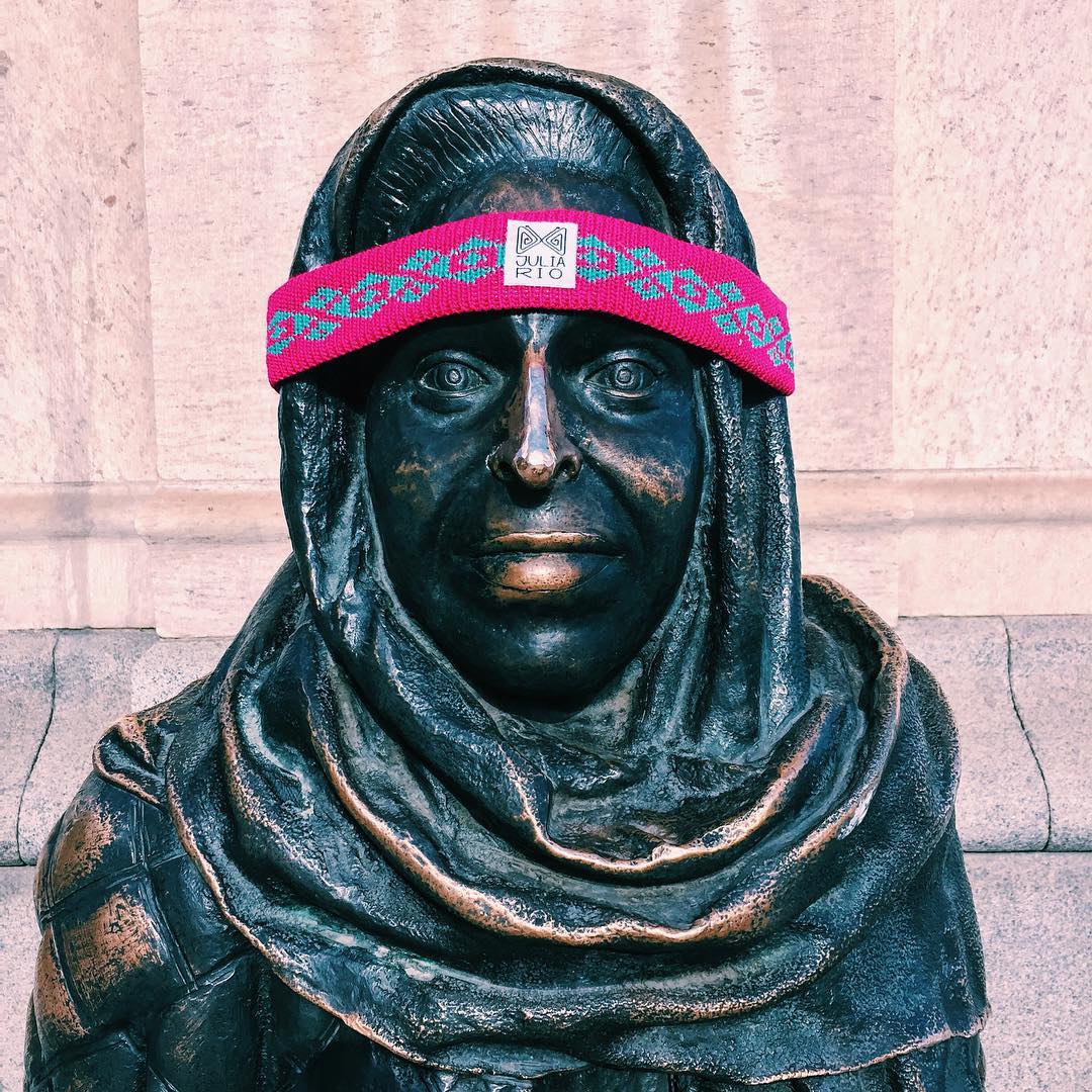 Фото Джулия Риордан: однажды мне надоело вязать скучные вещи из раздела  /