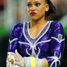 Фото Каким порошком протирают руки спортсмены? из раздела  /