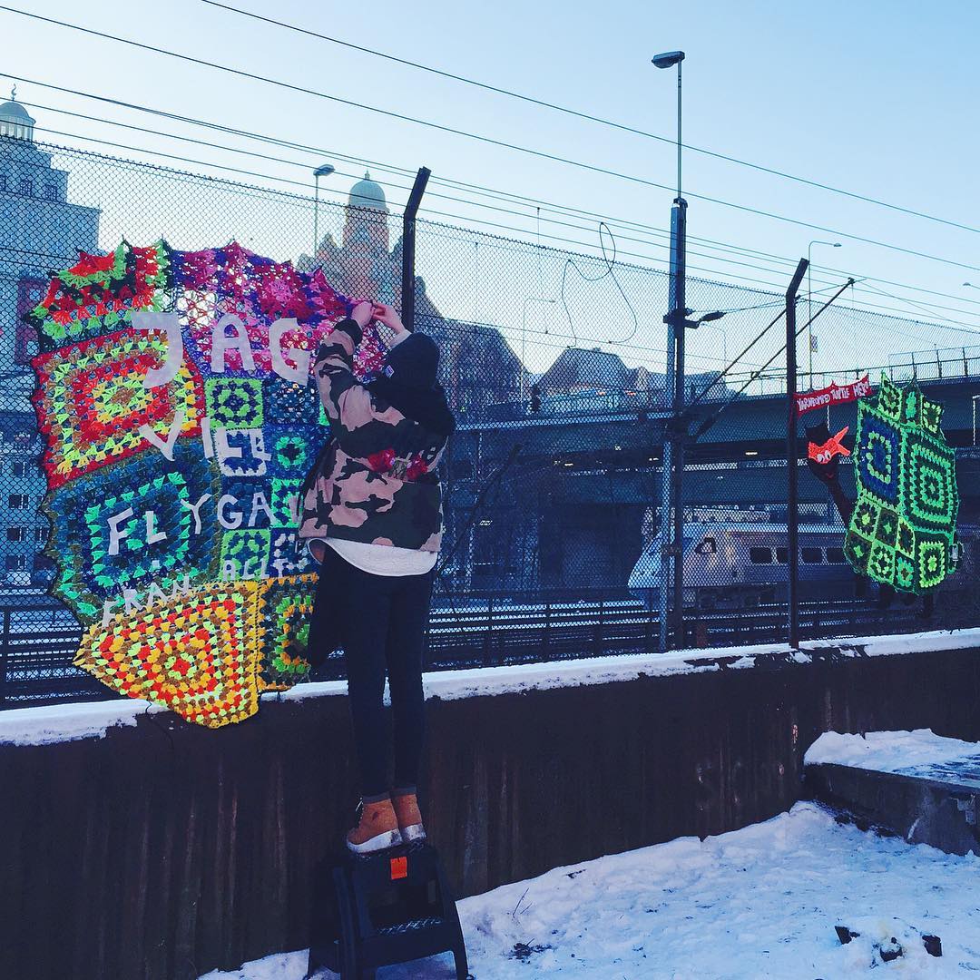 Фото Джулия Риордан: однажды мне надоело вязать скучные вещи из раздела  /