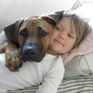 Фото Дети и собаки: обнимашки. Коллекция 51 супер милых фото из раздела  /