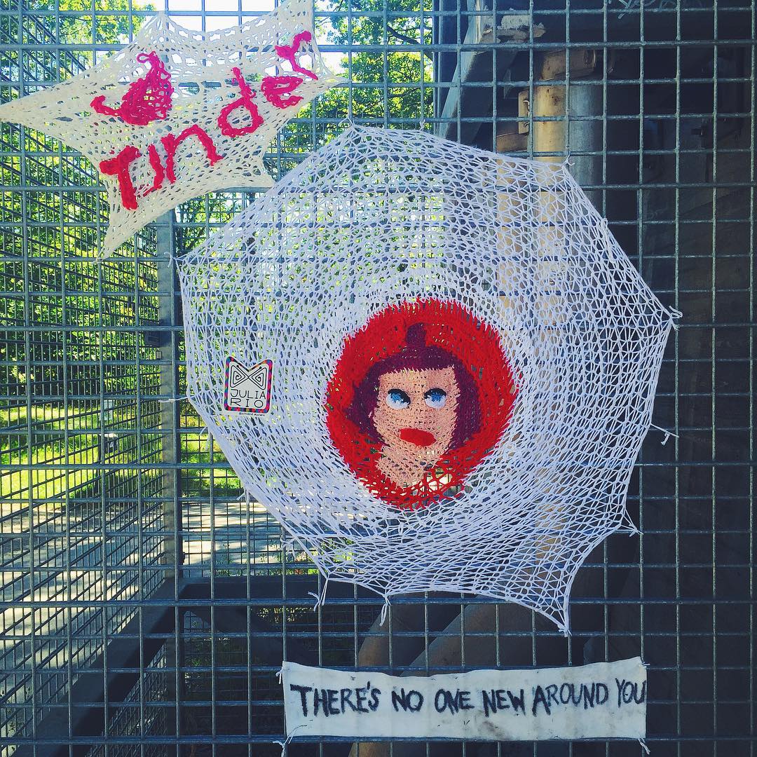 Фото Джулия Риордан: однажды мне надоело вязать скучные вещи из раздела  /