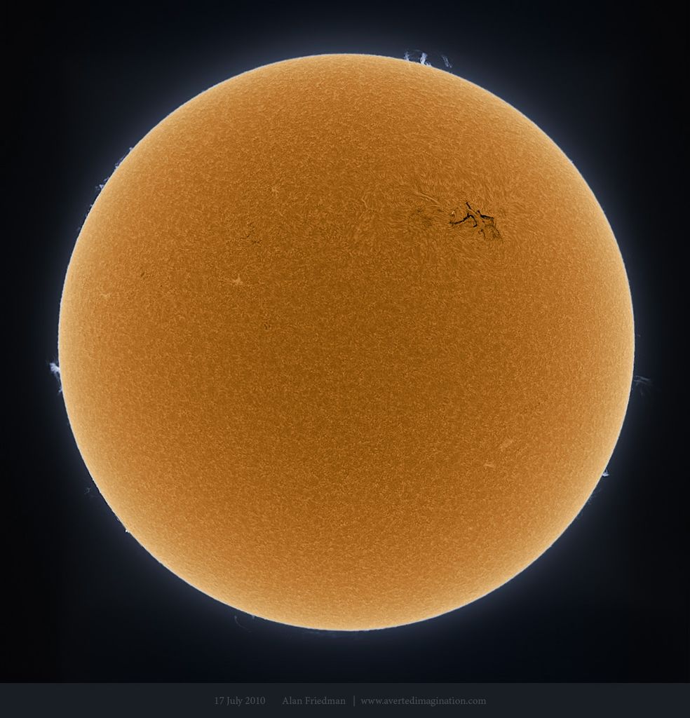 Фото Алан Фридман: Солнце в альфа-водородном фильтре (16 фото) из раздела  /