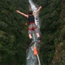 Фото В Китае открылся стеклянный мост над пропастью (6 фото) из раздела  /