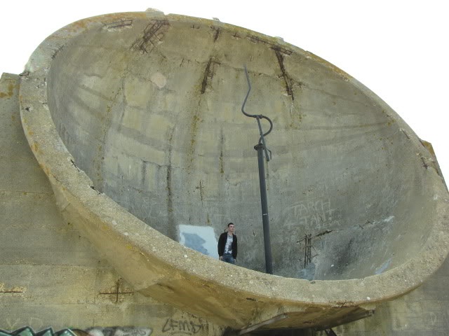 Фото Огромные звуковые линзы на берегах Великобритании из раздела  /