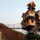 Фото Оригинальные домики на деревьях (10 фото) из раздела  /