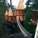 Фото Оригинальные домики на деревьях (10 фото) из раздела  /