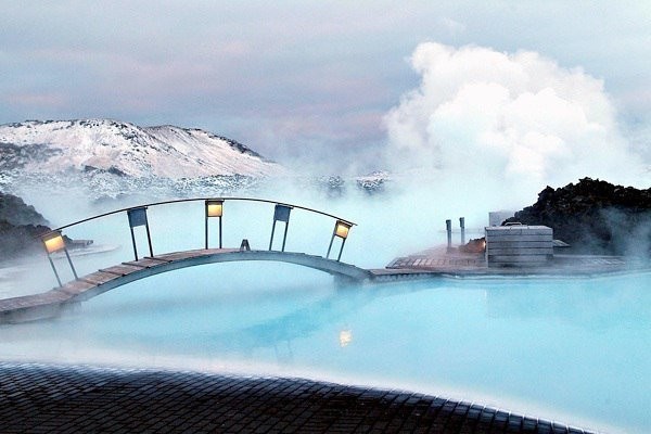 Фото Голубая лагуна — горячее озеро (7 фото) из раздела  /