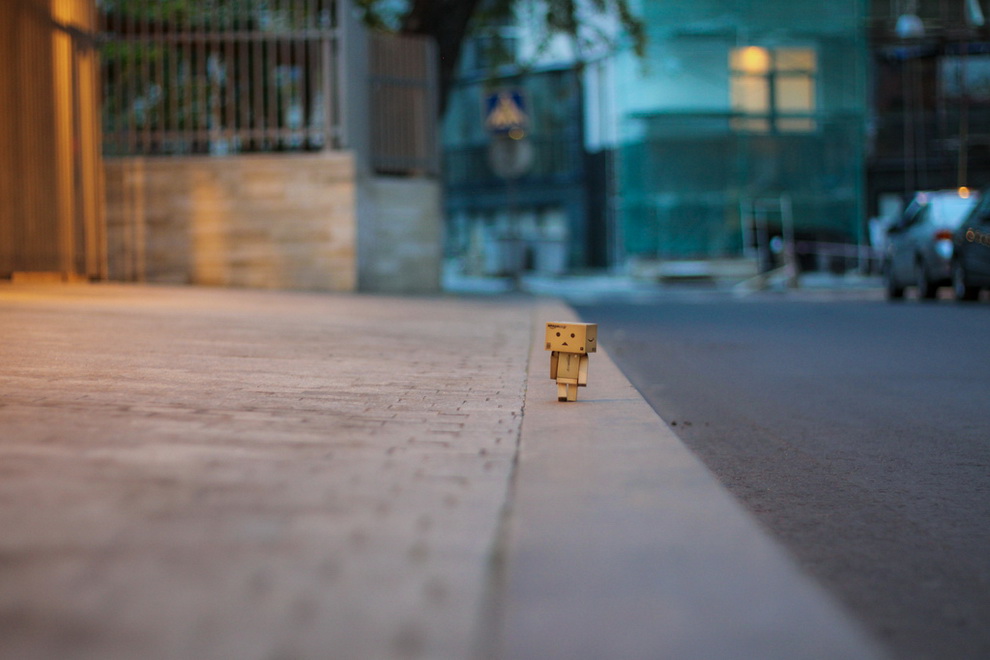 Фото Данбо в России 2: путешествие человечка из картонных коробок (34  фото) из раздела  /