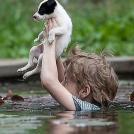 Фото Дети и собаки купаются вместе (позитивная подборка из 19 фото) из раздела /