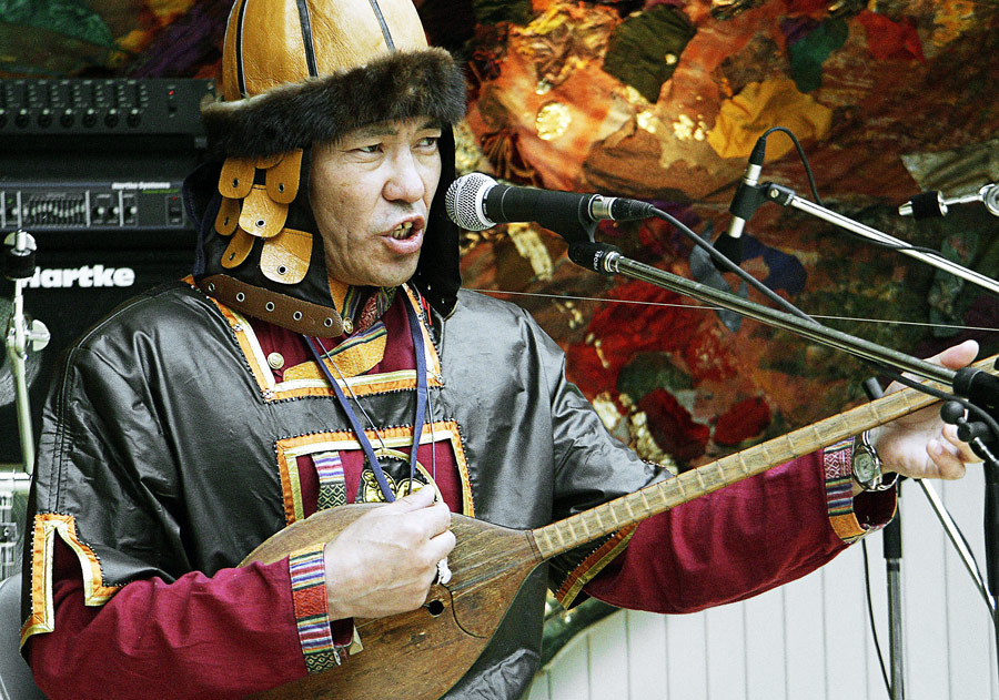 Горловое пение