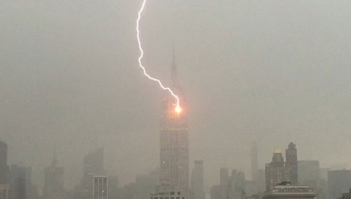 Миф: молния не бьет дважды в одно и то же место