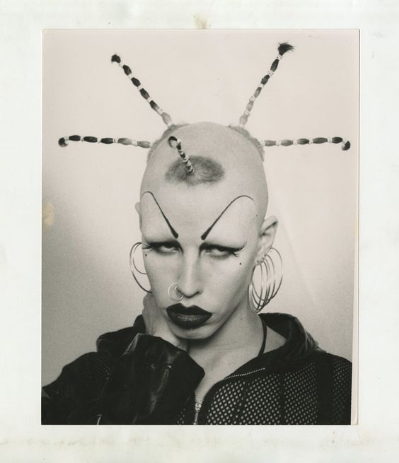 Молодежные сабкультуры (27 фото)