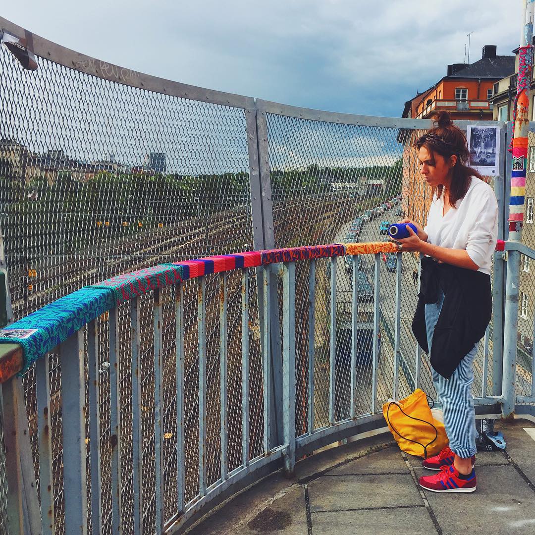 Нет серому цвету в городах!