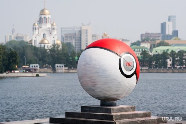 Шар не сдавал позиции, следуя за трендами...