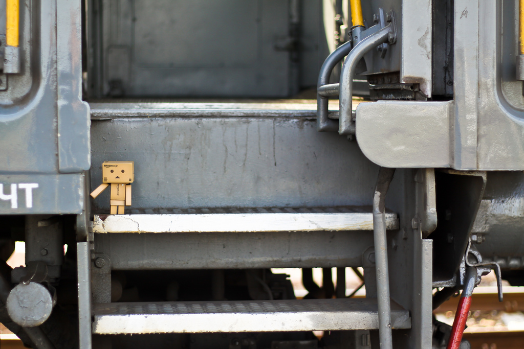 Третье путешествие человечка из картонных коробок по России (%%items%%  фото)