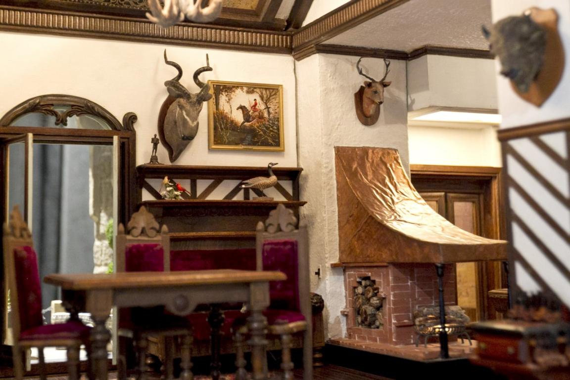 Фото Самый дорогой миниатюрный дом (30 фото) из раздела  /