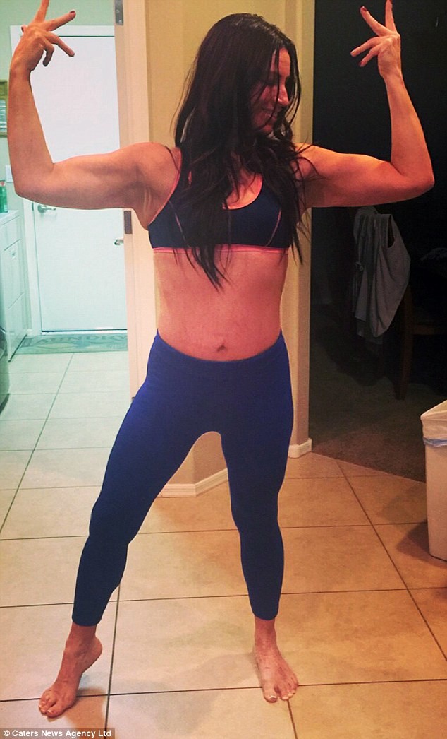 Фото Женщина пережила смерть дочери, победила рак и ожирение занявшись спортом (5 фото) из раздела  /