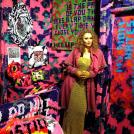 Фото Художница превратила развалину в кукольный домик (12 фото) из раздела  /