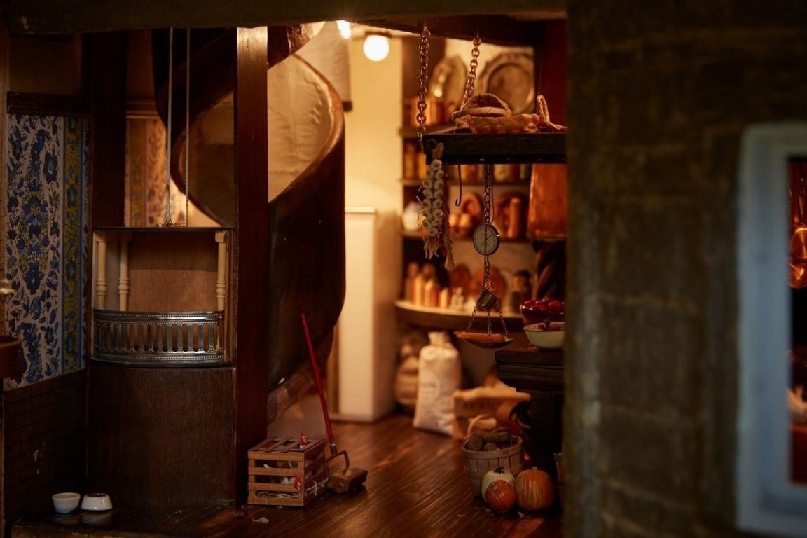 Фото Самый дорогой миниатюрный дом (30 фото) из раздела  /