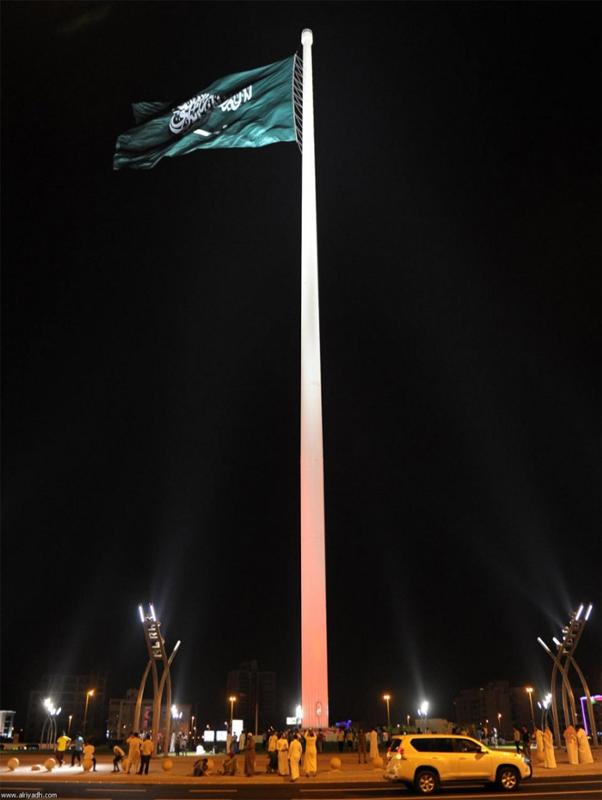 Флаг на самом высоком флагштоке