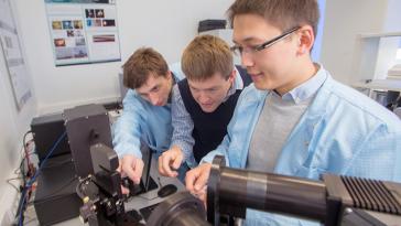 Транзисторы на двухслойном графене