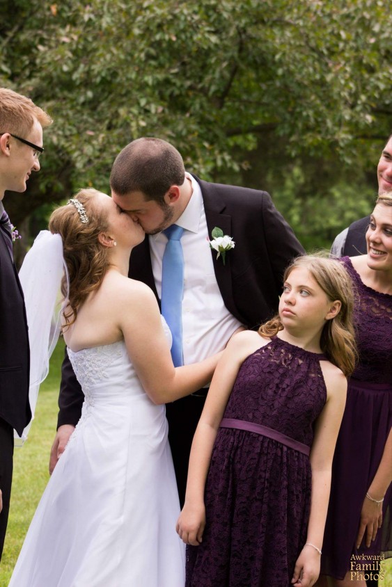 Фото Самые щекотливые семейные портреты (14 фото) из раздела  /