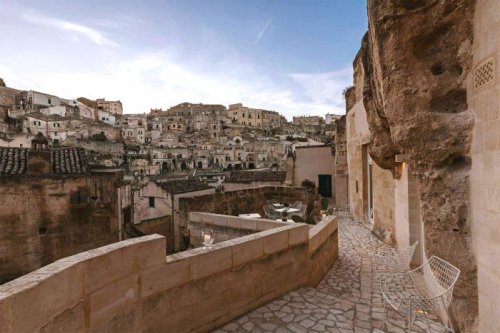 Фото La Dimora de Metello: отель высеченный в скале. Матера. Италия из раздела  /