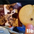 Фото Шоколадное печенье с шоколадными крошками сверху из раздела  /