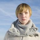 Фото Двусторонний шарф в виде белой лисы из раздела  /