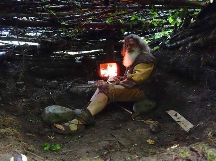 Фото Американский отшельник 25 лет прожил в лесу из раздела  /