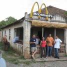 Фото Камбоджийский Макдональдс? из раздела  /