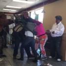 Драка с участием стульев за бигмак