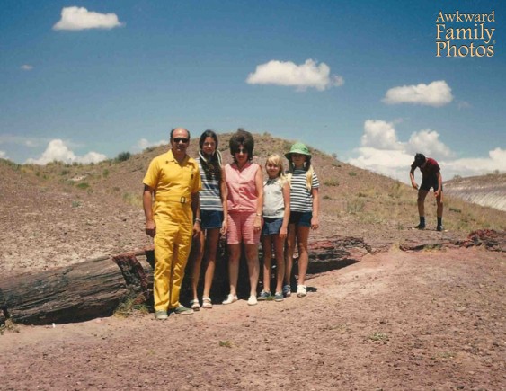 Фото Самые щекотливые семейные портреты (14 фото) из раздела  /