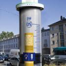 Реклама Greenpeace как-бы делает укол лекарства Земле