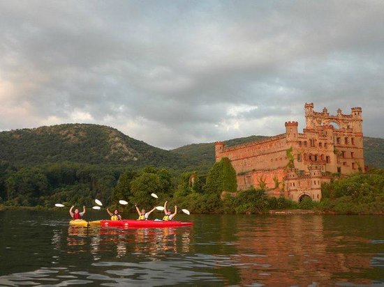 Фото Невероятная судьба замка Баннермана (10 фото) из раздела  /