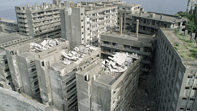 Фото Хасима — остров-призрак (9 фото) из раздела  /