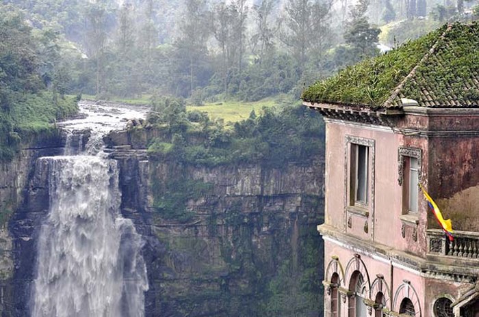 Мистическая гостиница «El Hotel del Salto»