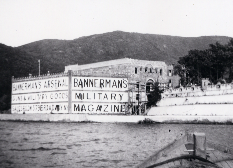 Невероятная судьба замка Баннермана (%%items%% фото)