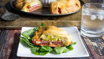 Пряный итальянский пирог-кольцо за 20 минут не напрягаясь