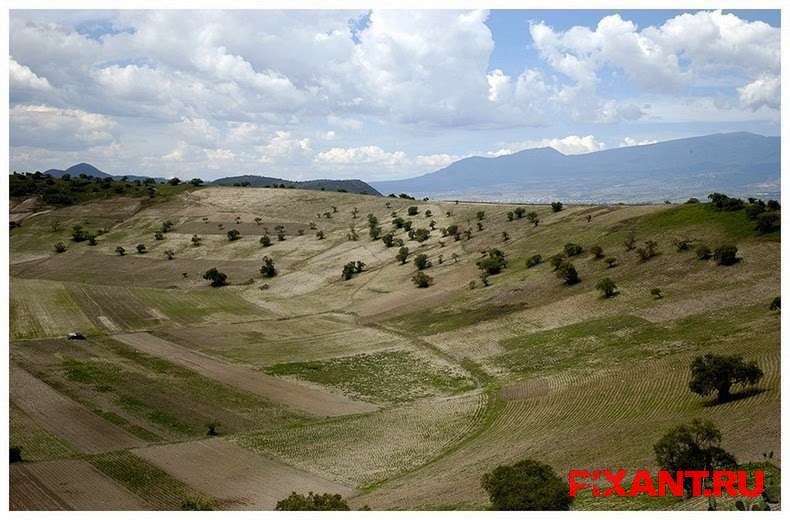 Фото Ксико — город-кратер (9 фото) из раздела  /